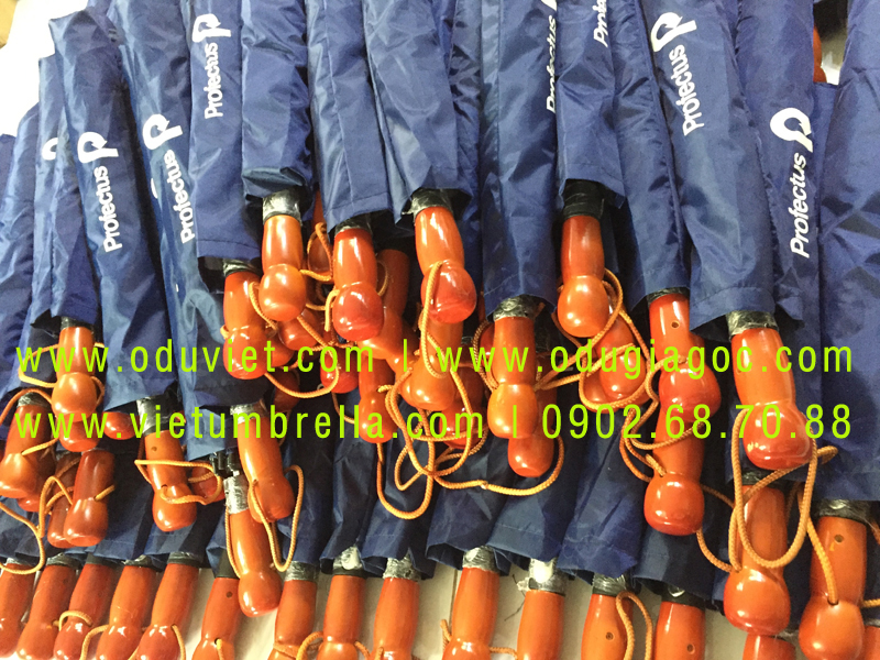 xưởng sản xuất ô dù cầm tay in logo quảng cáo